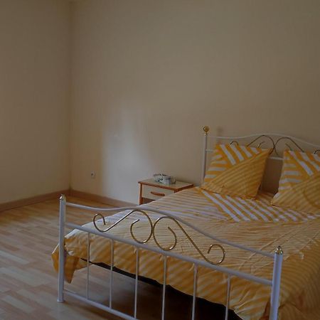 Appartement Independant Prive Mathay Extérieur photo